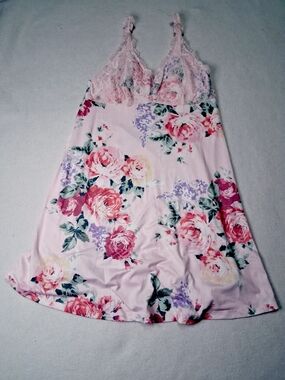 4/20$ Flora Nikrooz Pink Floral Lace-Trim Chemise